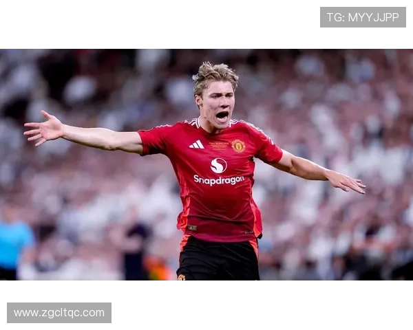 德里赫特复出专注曼联争四前景